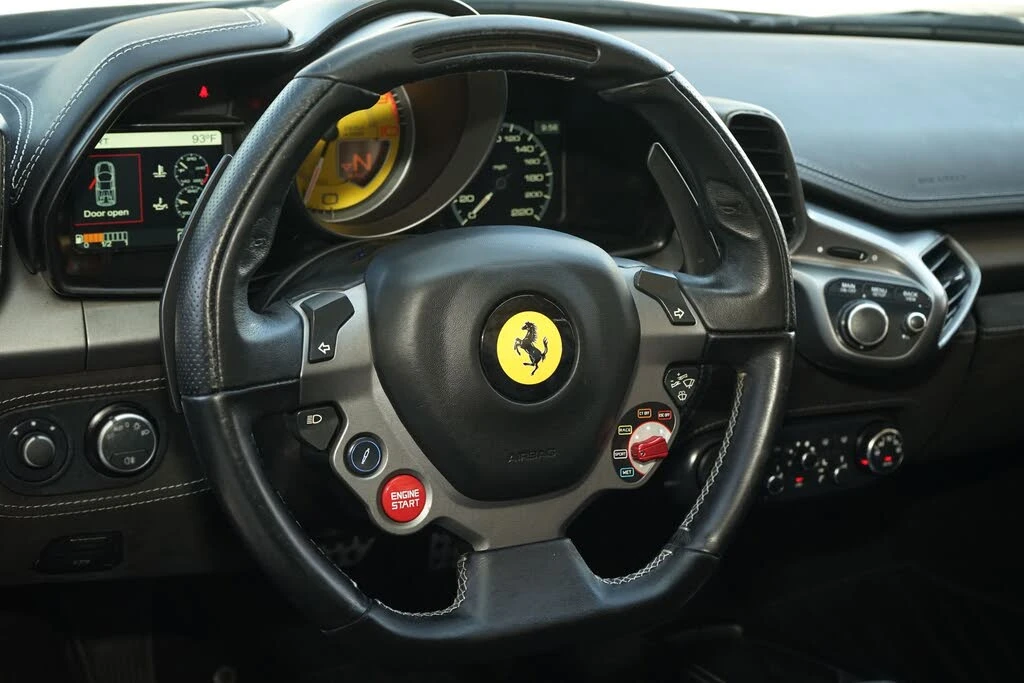2013 Ferrari 458 Spider - Image 13 of 28