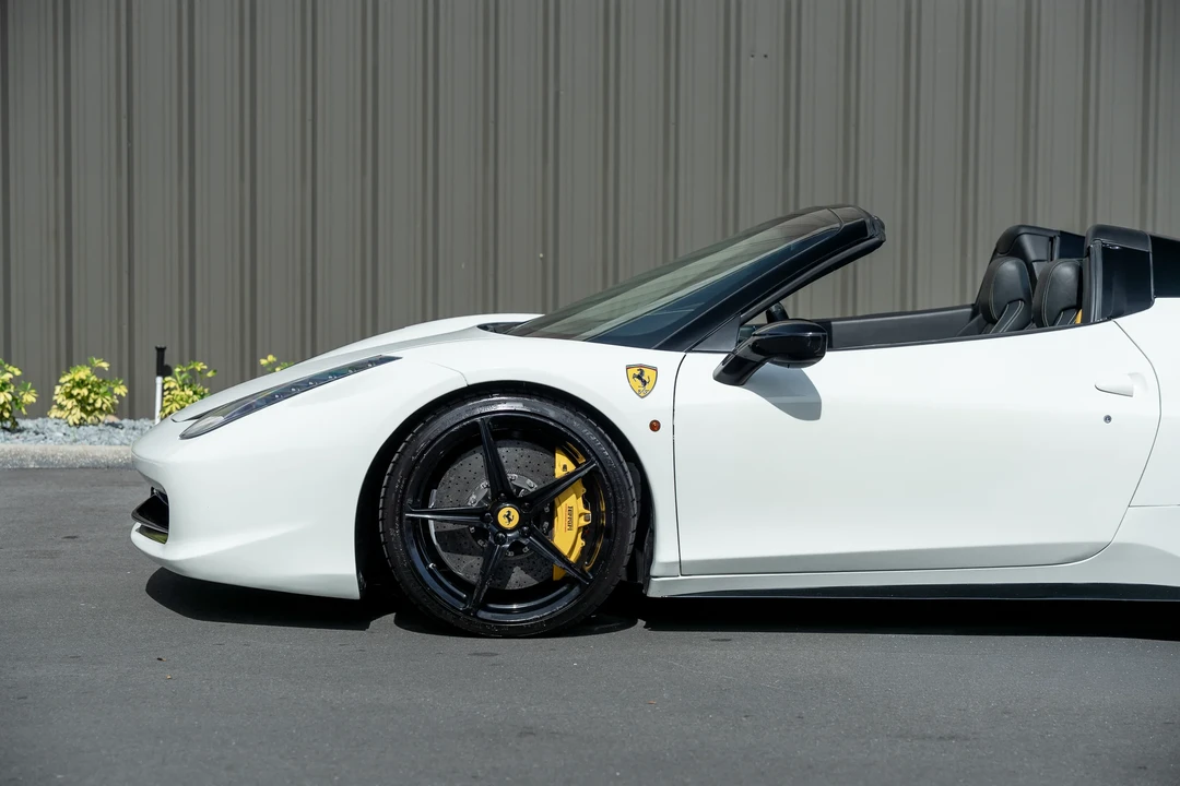 2013 Ferrari 458 Spider - Image 23 of 31