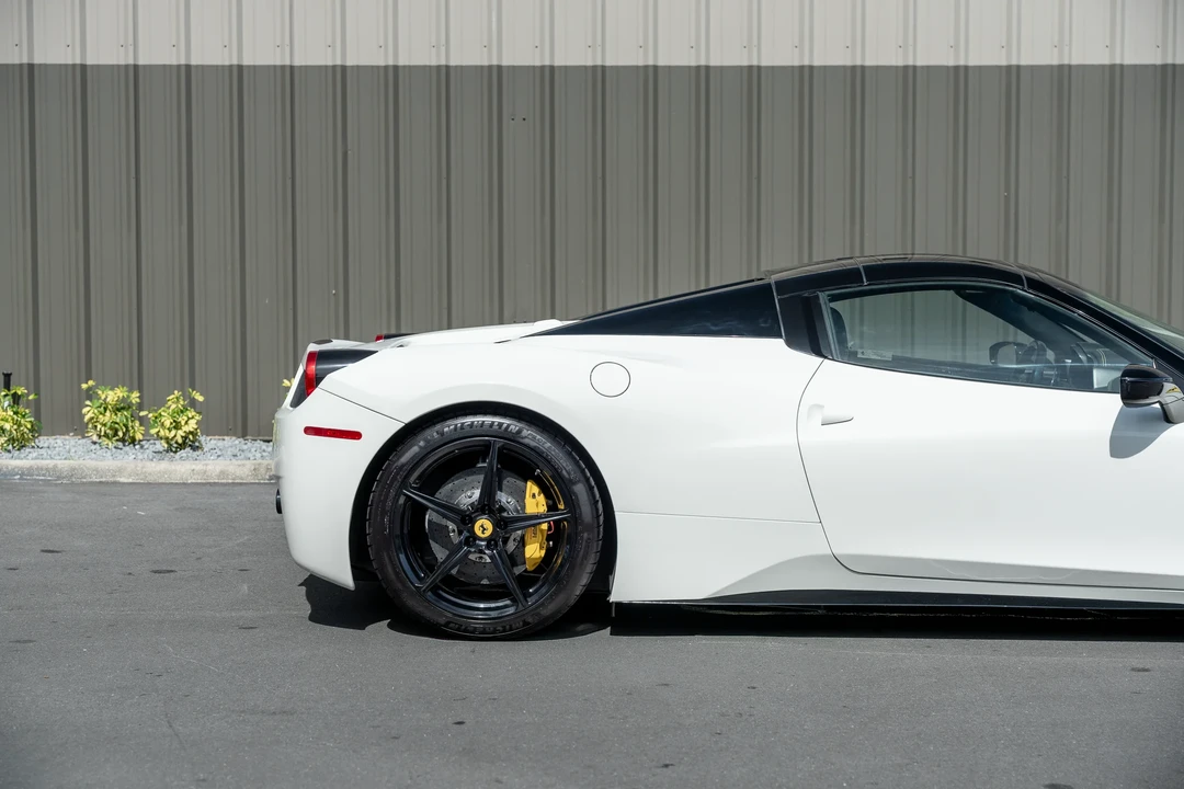 2013 Ferrari 458 Spider - Image 25 of 31