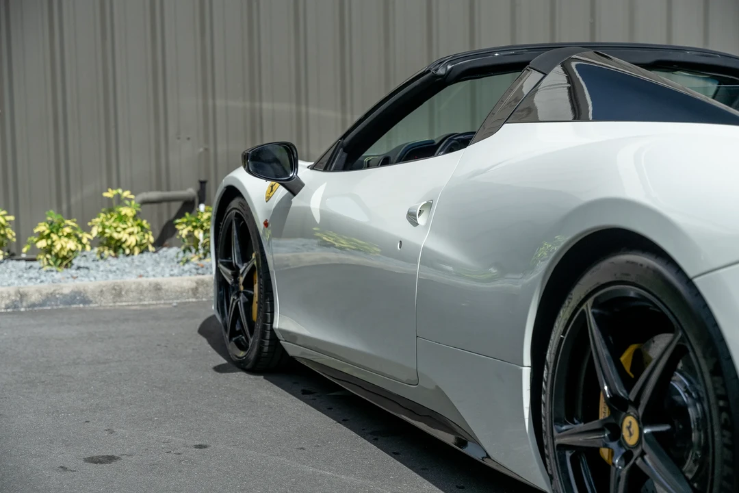 2013 Ferrari 458 Spider - Image 20 of 31