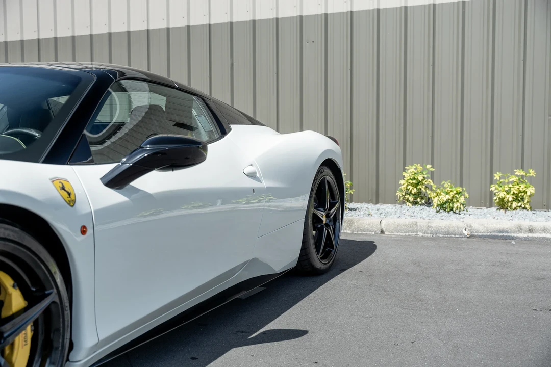 2013 Ferrari 458 Spider - Image 14 of 31