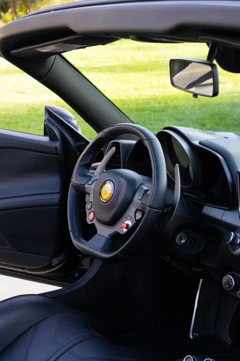 2013 Ferrari 458 Spider - Image 20 of 31