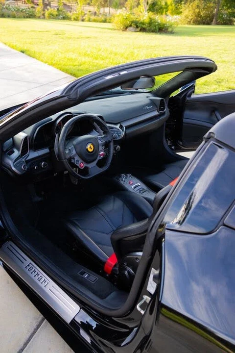 2013 Ferrari 458 Spider - Image 22 of 31