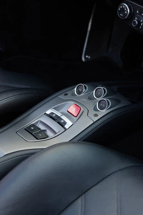 2013 Ferrari 458 Spider - Image 26 of 31