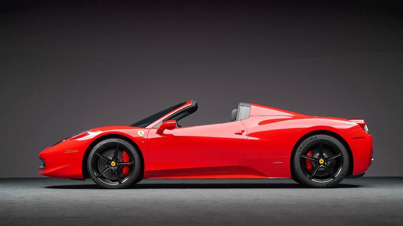 2013 Ferrari 458 Spider - Image 9 of 31