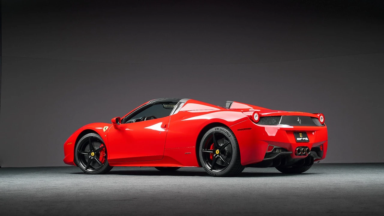 2013 Ferrari 458 Spider - Image 10 of 31