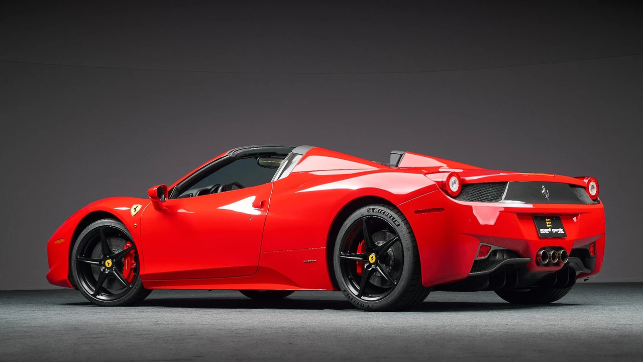 2013 Ferrari 458 Spider - Image 11 of 31