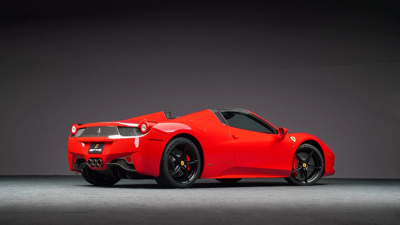 2013 Ferrari 458 Spider - Image 16 of 31