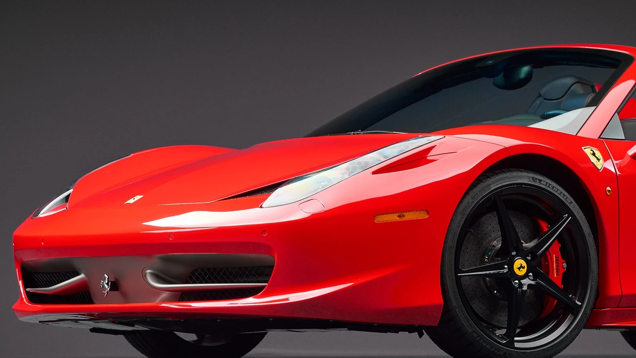 2013 Ferrari 458 Spider - Image 25 of 31