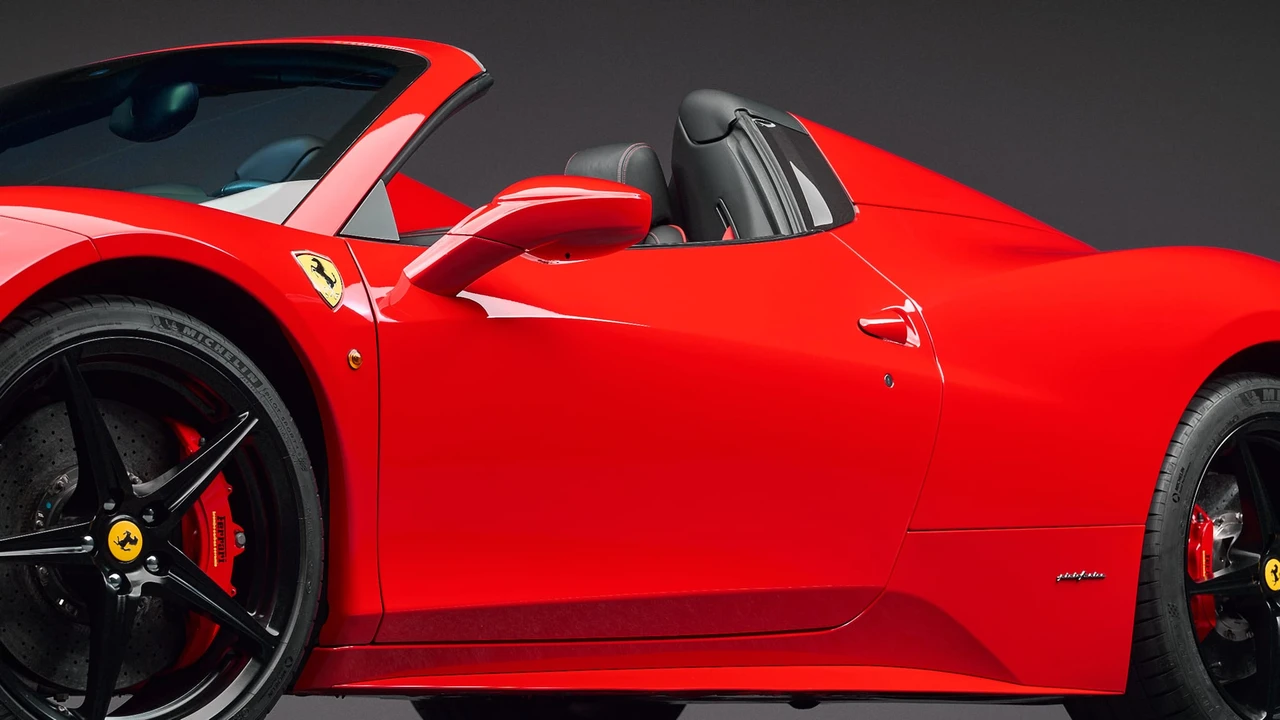 2013 Ferrari 458 Spider - Image 28 of 31