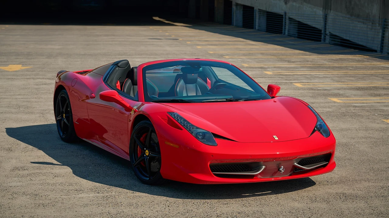 2013 Ferrari 458 Spider - Image 18 of 31