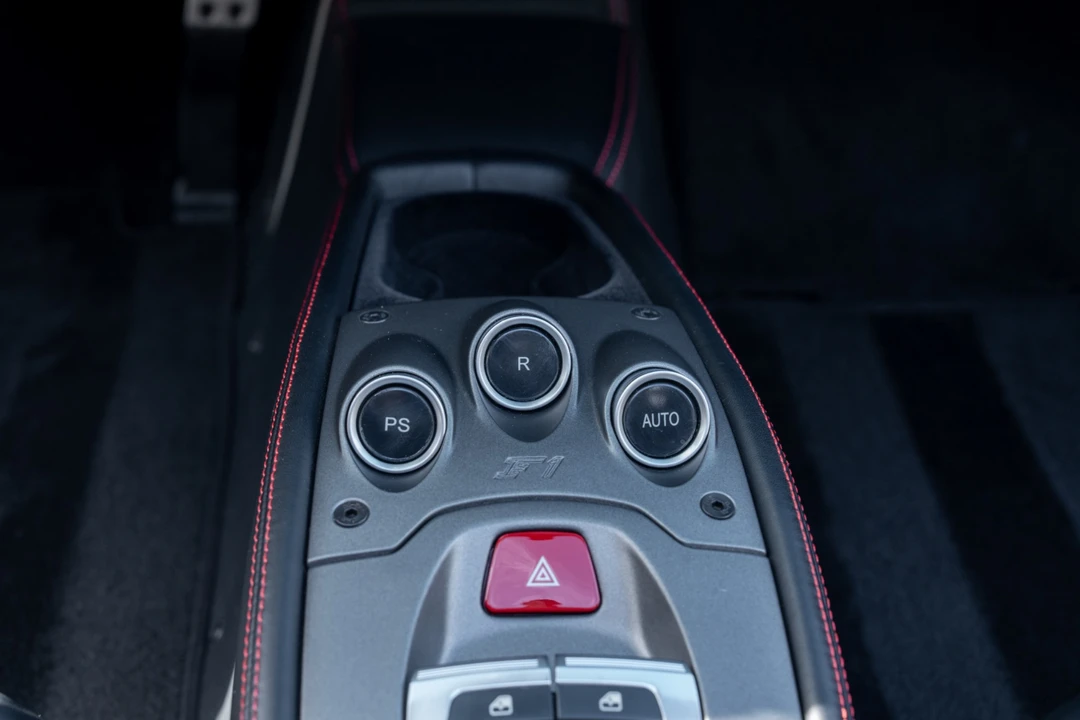 2013 Ferrari 458 Spider - Image 28 of 31