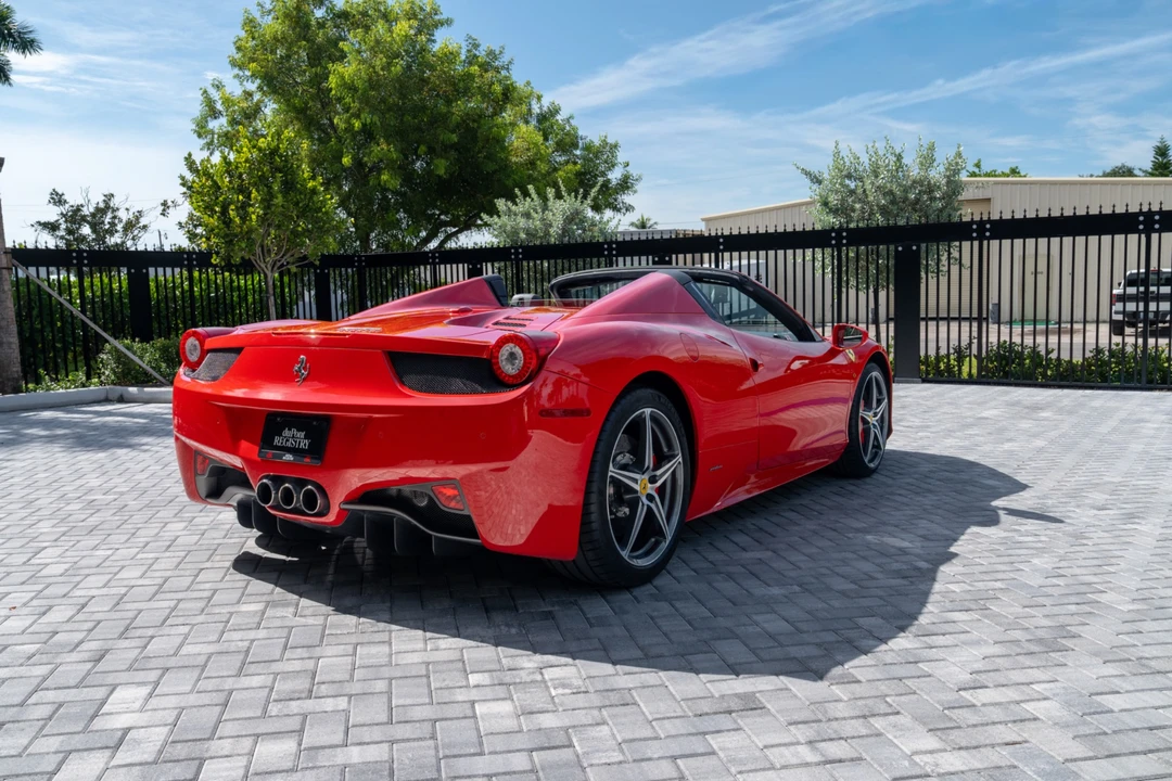 2013 Ferrari 458 Spider - Image 3 of 31