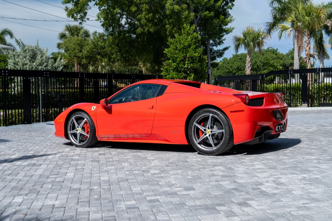 2013 Ferrari 458 Spider - Image 7 of 31