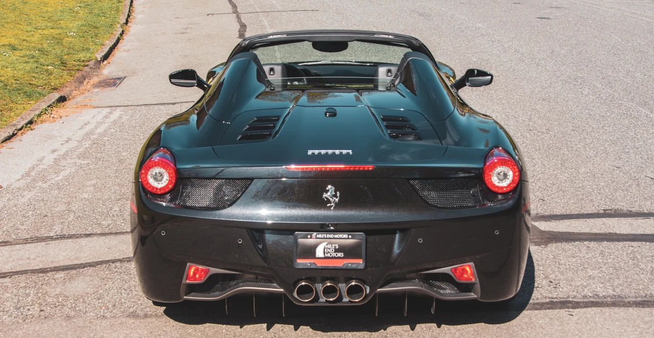 2013 Ferrari 458 Spider - Image 13 of 31