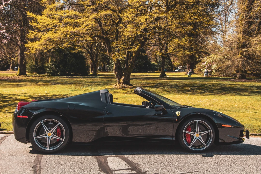 2013 Ferrari 458 Spider - Image 3 of 31