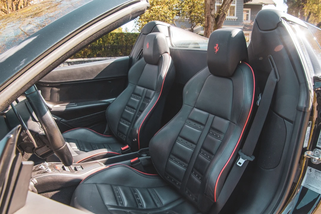 2013 Ferrari 458 Spider - Image 30 of 31