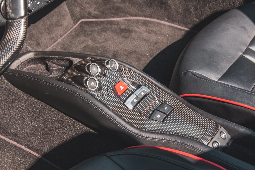 2013 Ferrari 458 Spider - Image 27 of 31