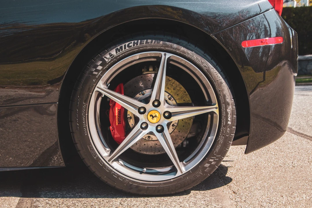 2013 Ferrari 458 Spider - Image 20 of 31