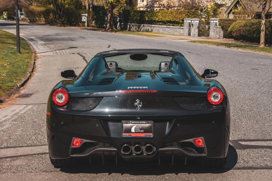 2013 Ferrari 458 Spider - Image 12 of 31