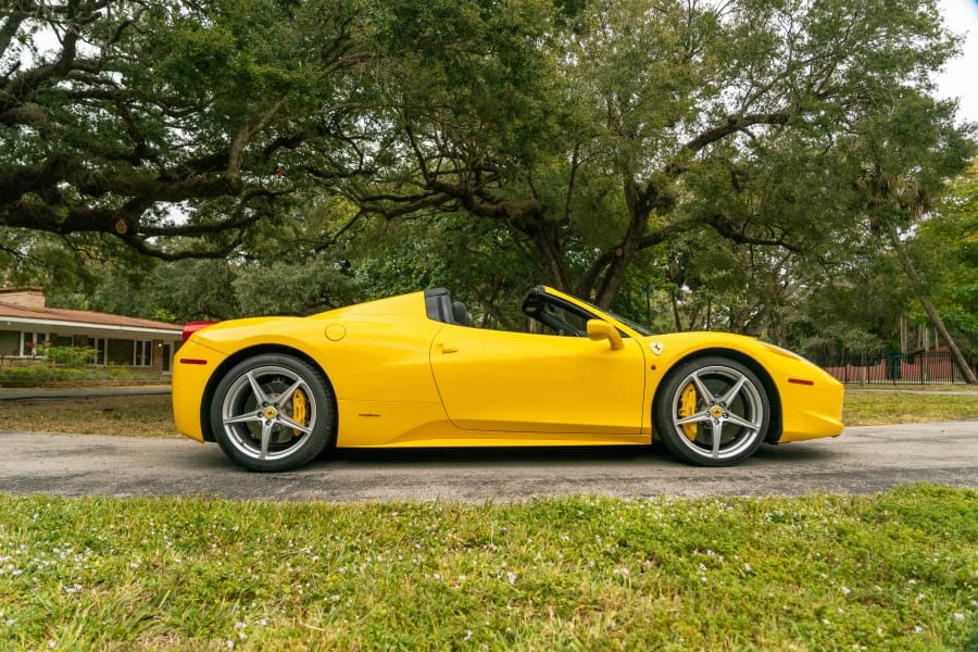2013 Ferrari 458 Spider - Image 2 of 31