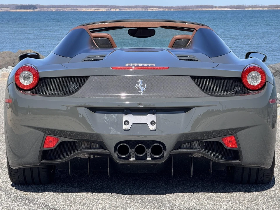 2013 Ferrari 458 Spider - Image 30 of 31