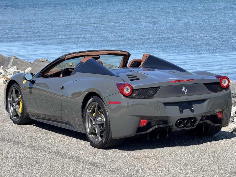 2013 Ferrari 458 Spider - Image 23 of 31