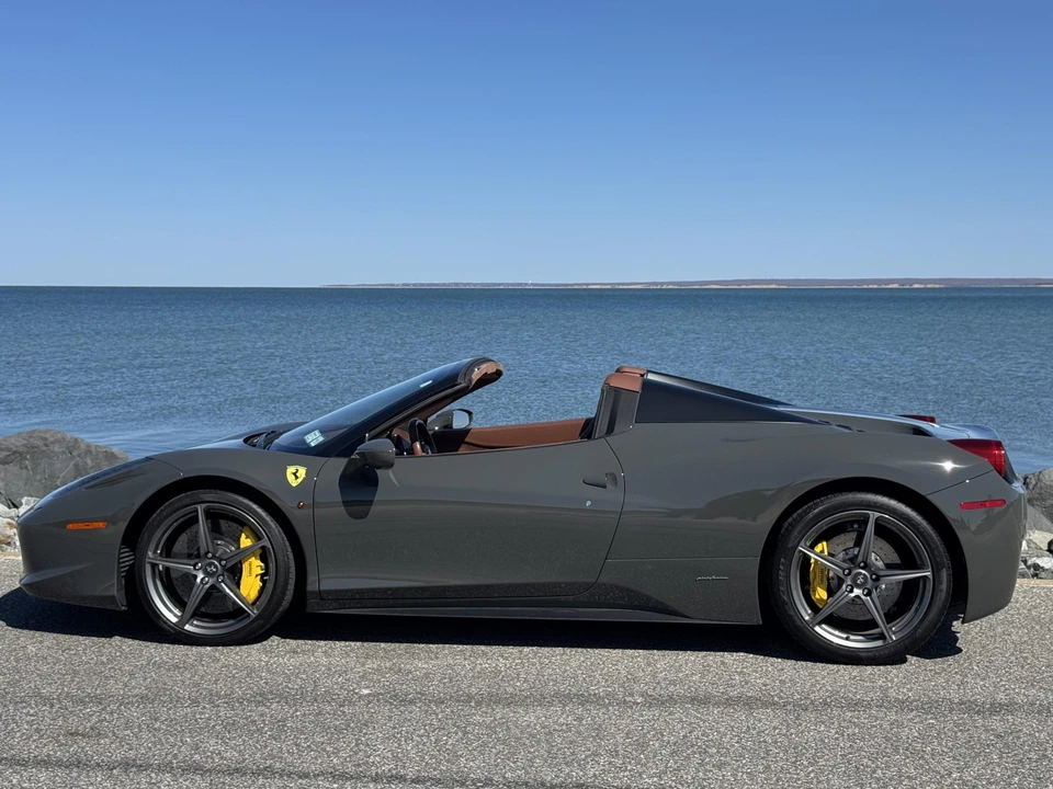 2013 Ferrari 458 Spider - Image 17 of 31