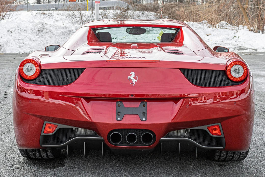 2013 Ferrari 458 Spider - Image 14 of 31