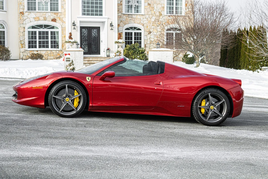 2013 Ferrari 458 Spider - Image 12 of 31
