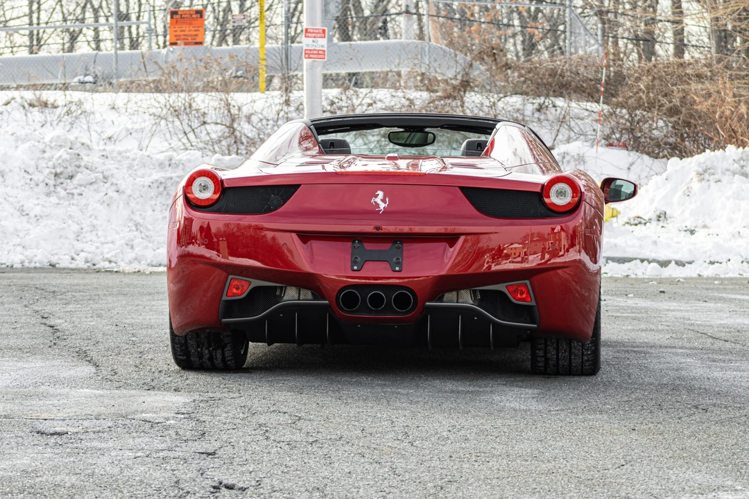 2013 Ferrari 458 Spider - Image 16 of 31
