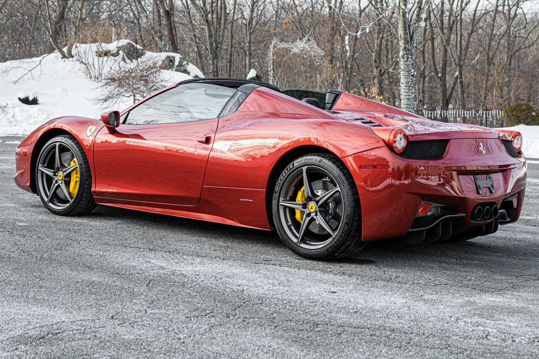 2013 Ferrari 458 Spider - Image 13 of 31