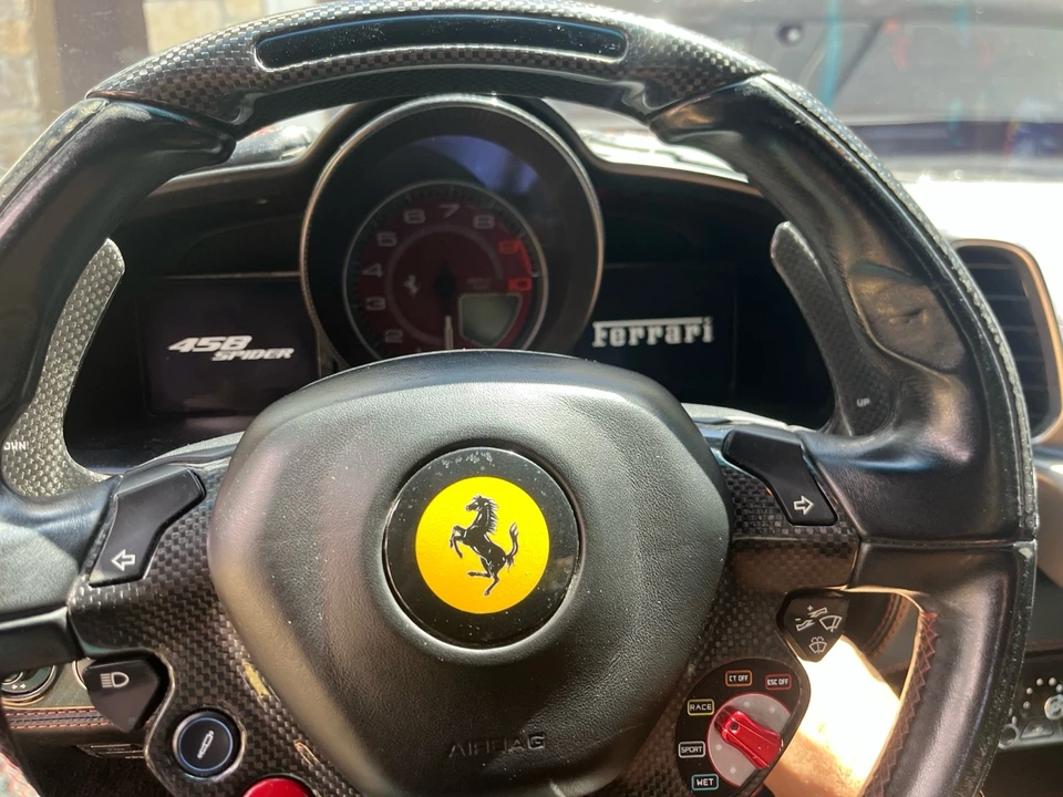 2013 Ferrari 458 Spider - Image 17 of 31