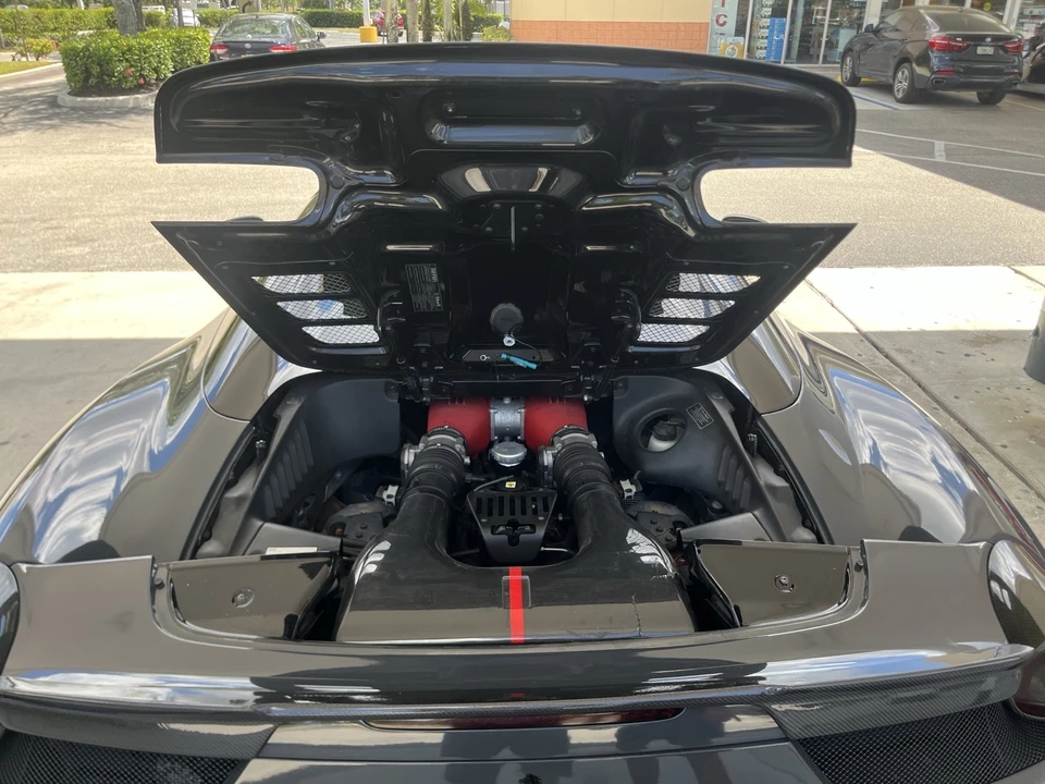 2013 Ferrari 458 Spider - Image 23 of 31