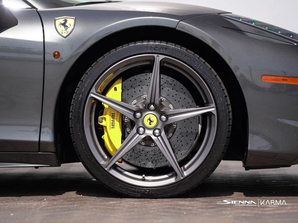 2013 Ferrari 458 Spider - Image 22 of 31