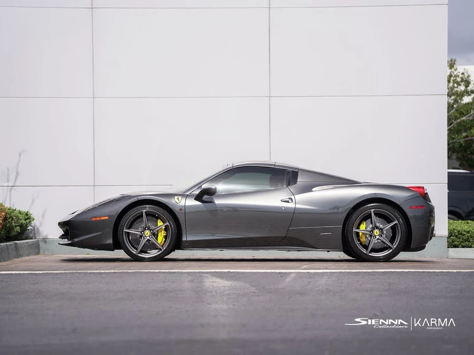 2013 Ferrari 458 Spider - Image 25 of 31