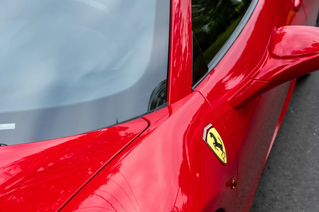 2013 Ferrari 458 Spider - Image 20 of 31