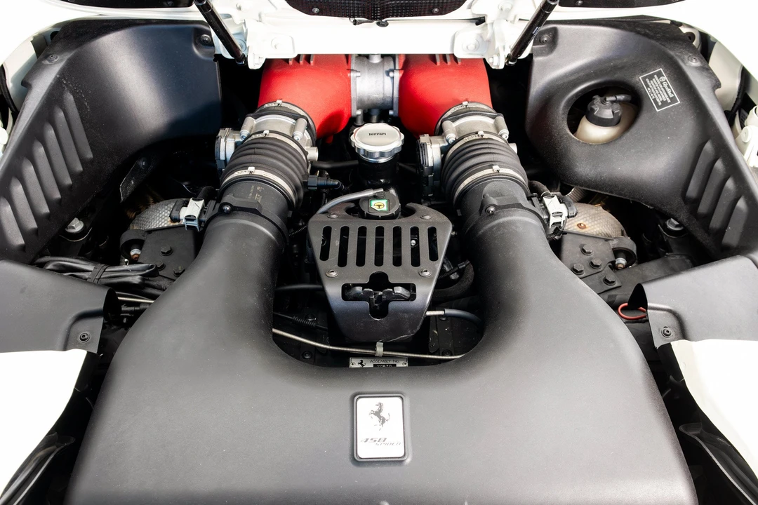 2013 Ferrari 458 Spider - Image 5 of 17