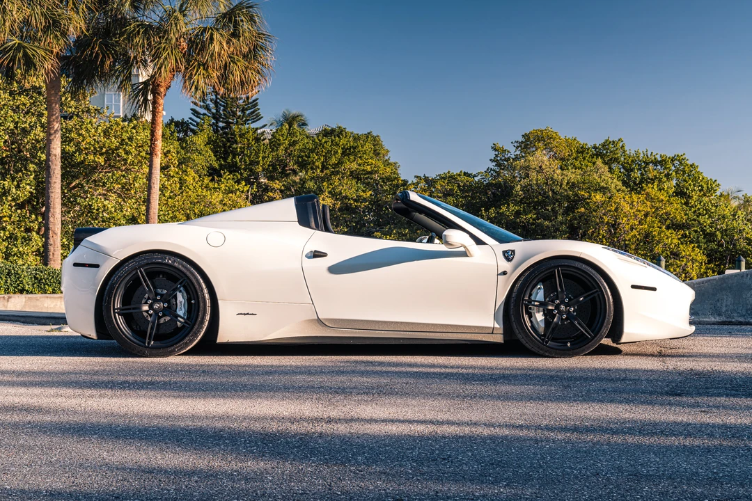 2013 Ferrari 458 Spider - Image 9 of 31