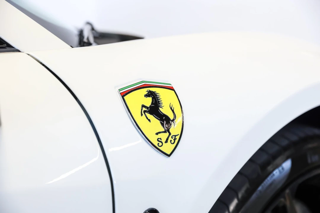 2013 Ferrari 458 Spider - Image 27 of 31