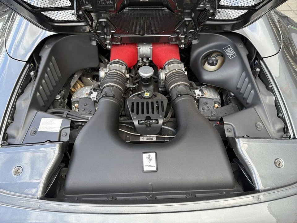 2013 Ferrari 458 Spider - Image 21 of 28