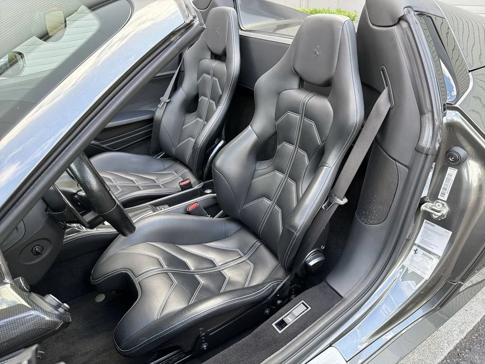 2013 Ferrari 458 Spider - Image 11 of 28