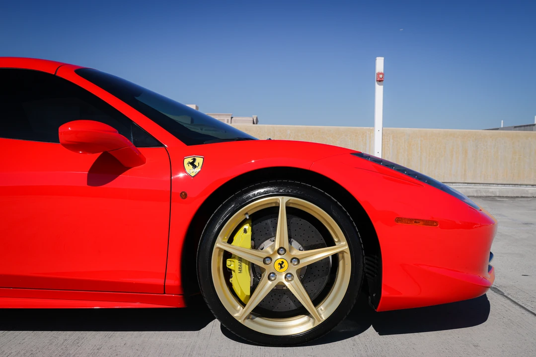 2013 Ferrari 458 Spider - Image 22 of 31