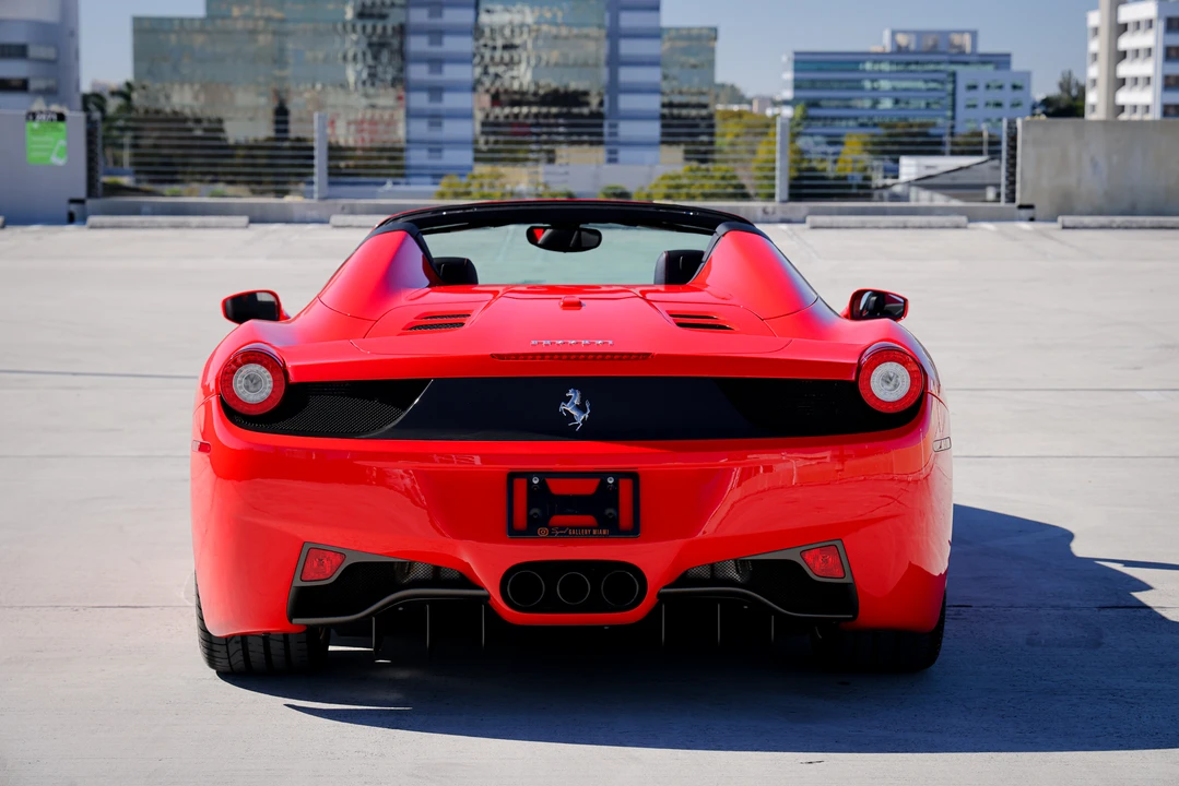 2013 Ferrari 458 Spider - Image 14 of 31