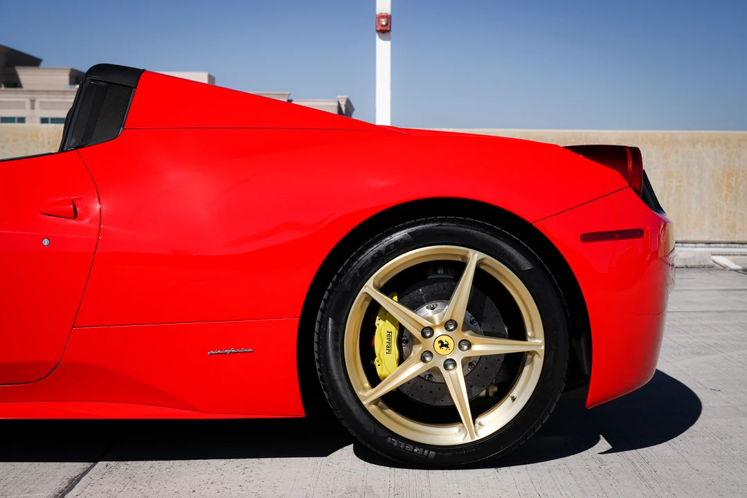 2013 Ferrari 458 Spider - Image 24 of 31