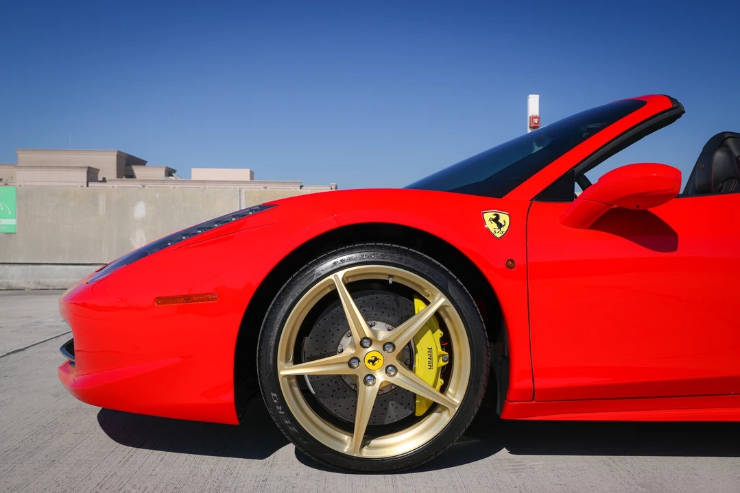 2013 Ferrari 458 Spider - Image 23 of 31