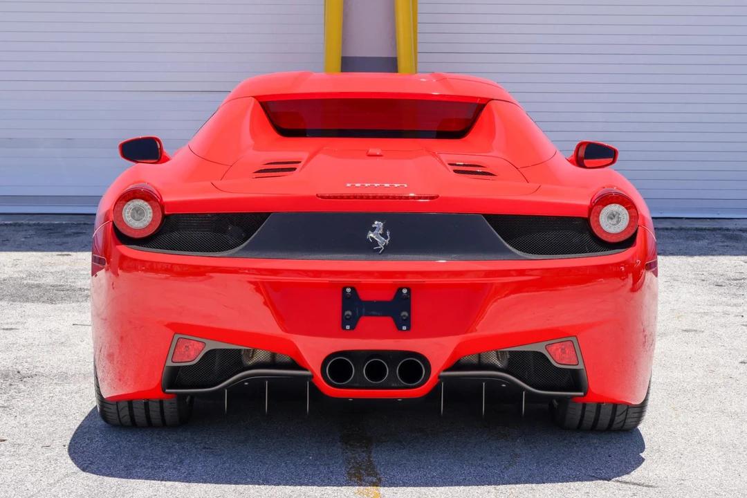 2013 Ferrari 458 Spider - Image 5 of 31