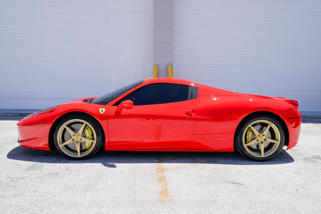 2013 Ferrari 458 Spider - Image 11 of 31