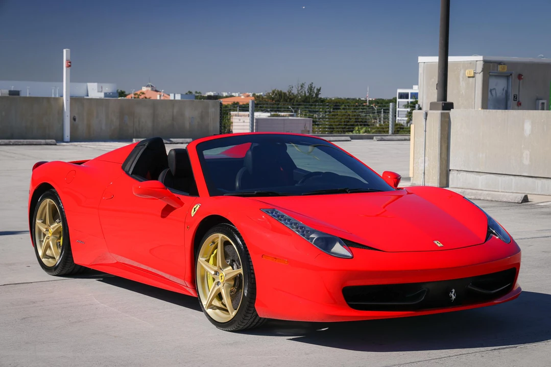 2013 Ferrari 458 Spider - Image 28 of 31