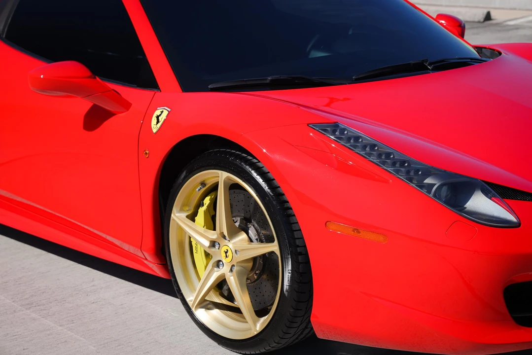 2013 Ferrari 458 Spider - Image 29 of 31